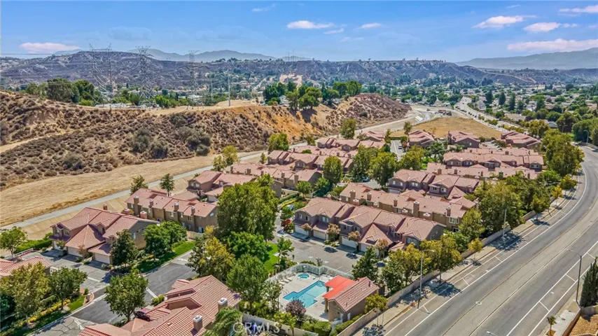 28123 Bobwhite Circle 104, Saugus, California 91350