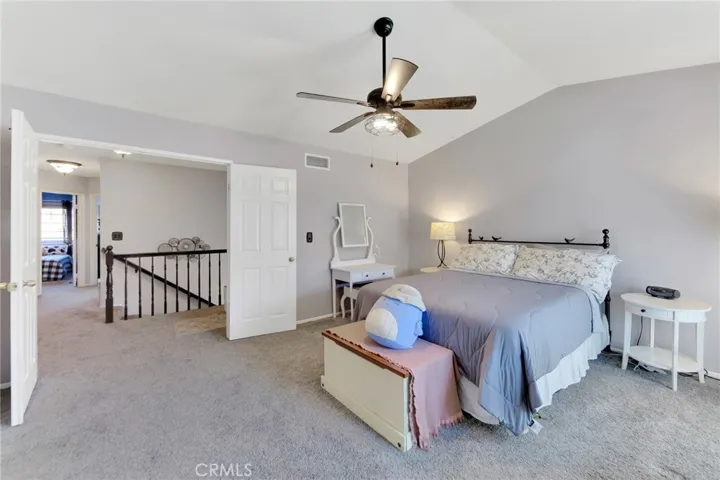 28123 Bobwhite Circle 104, Saugus, California 91350