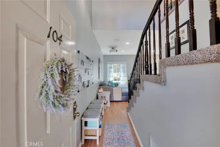 28123 Bobwhite Circle 104, Saugus, California 91350
