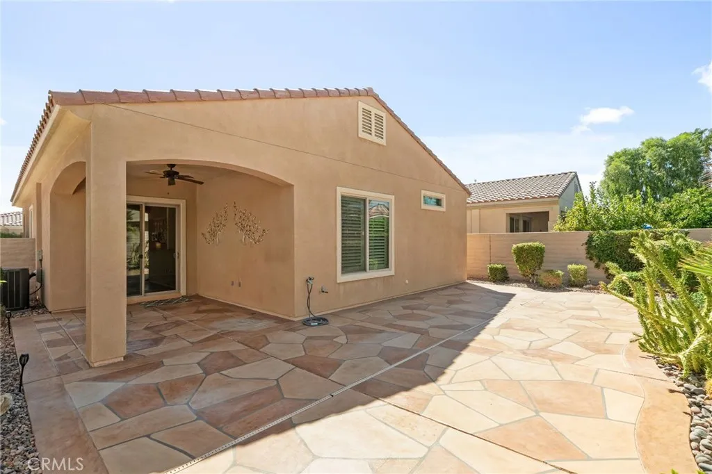 81596 Avenida Bolero, Indio, California 92203 home-pic-24