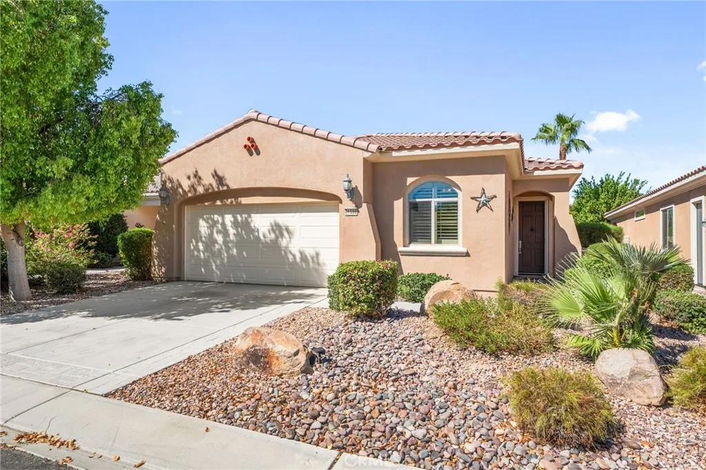 81596 Avenida Bolero, Indio, California 92203 home-pic-0