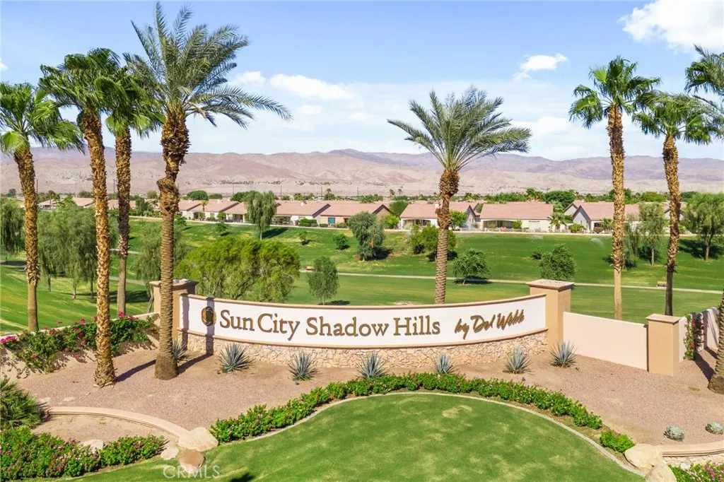 81596 Avenida Bolero, Indio, California 92203 home-pic-1
