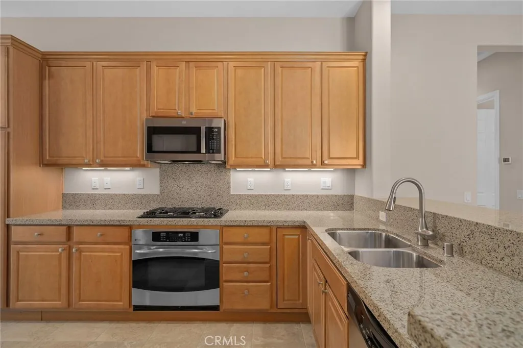 81596 Avenida Bolero, Indio, California 92203 home-pic-6