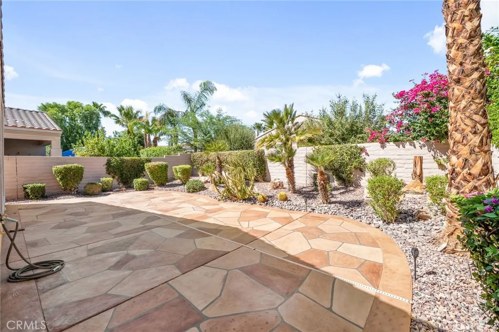 81596 Avenida Bolero, Indio, California 92203 home-pic-23