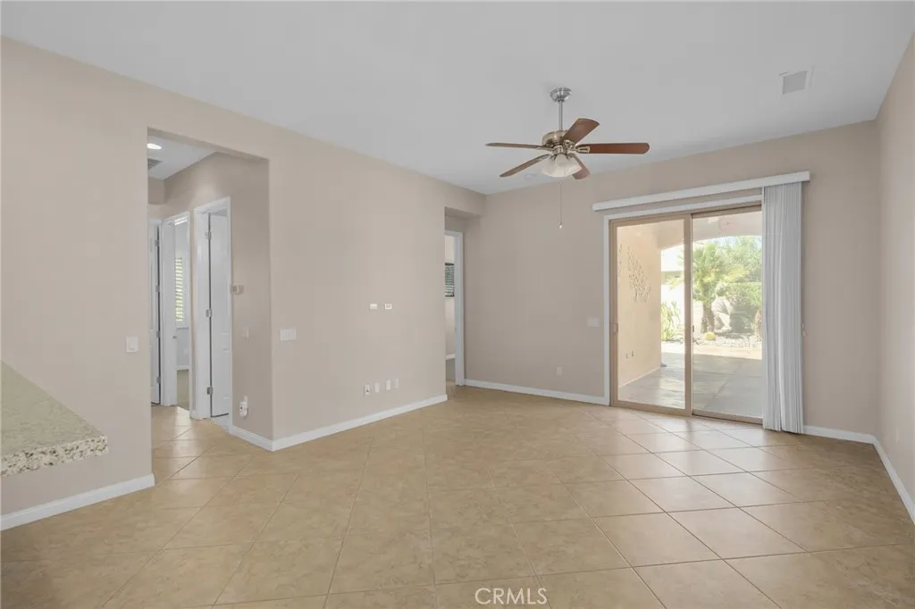 81596 Avenida Bolero, Indio, California 92203 home-pic-10