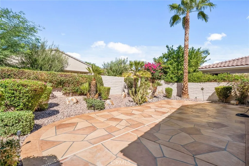 81596 Avenida Bolero, Indio, California 92203 home-pic-25