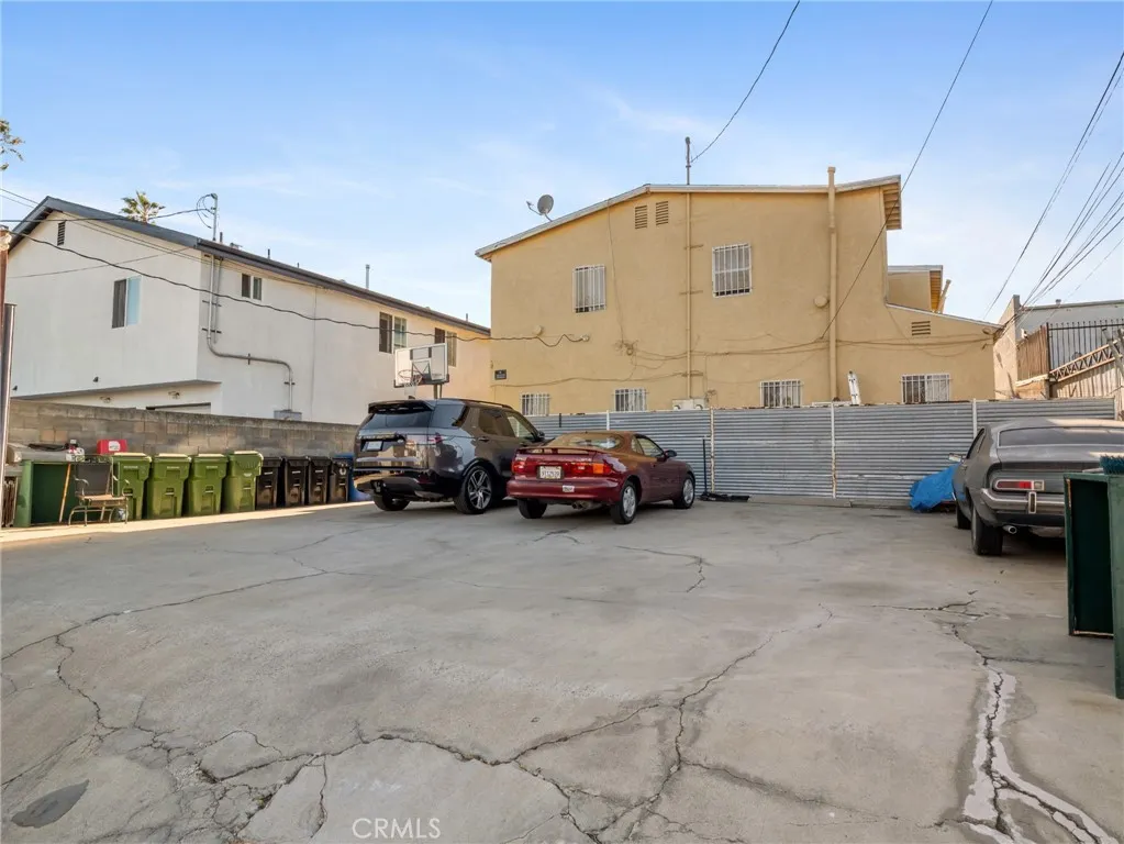 7714 S Broadway, Los Angeles, California 90003 home-pic-20