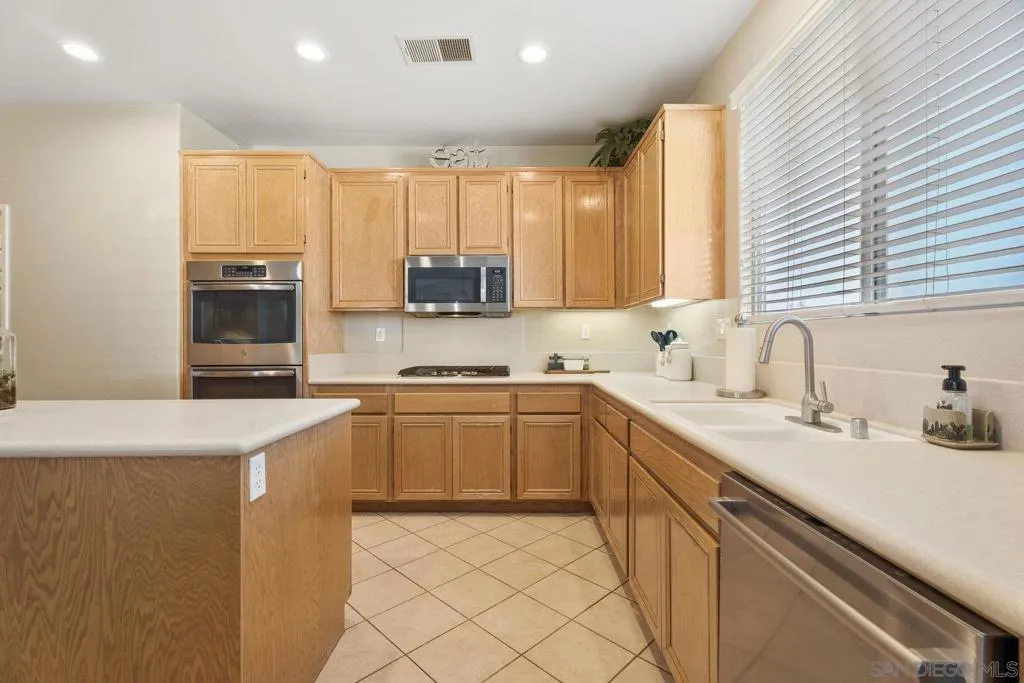 , Ramona, California 92065 home-pic-12