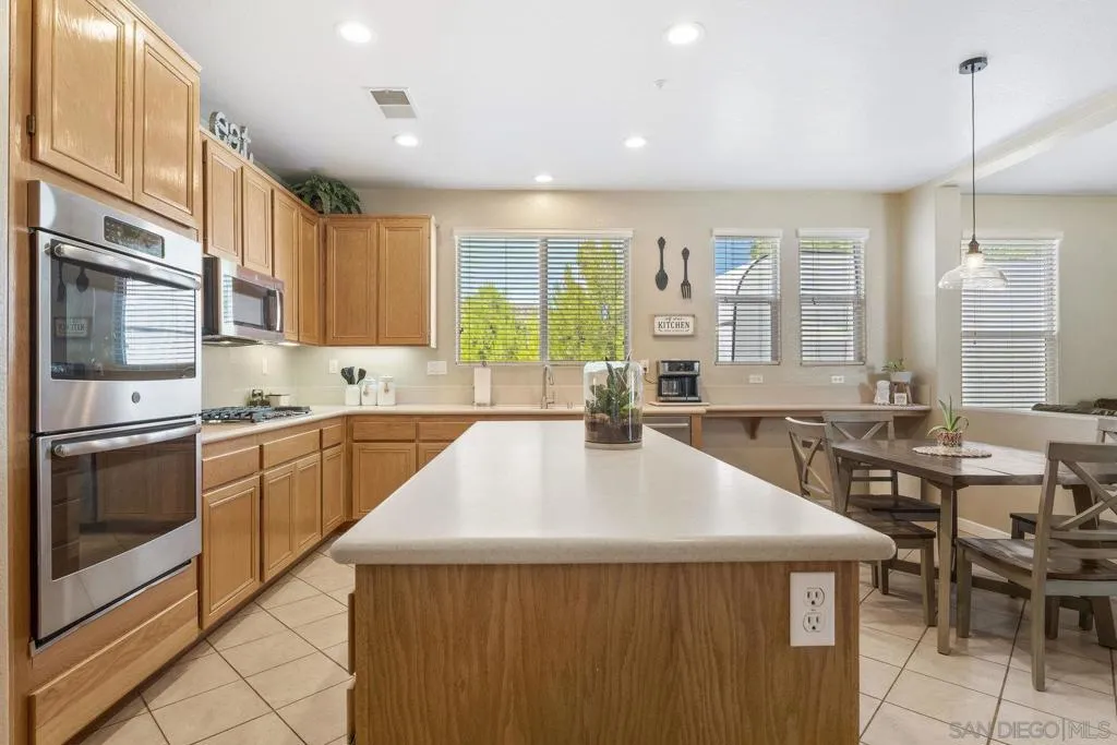 , Ramona, California 92065 home-pic-10
