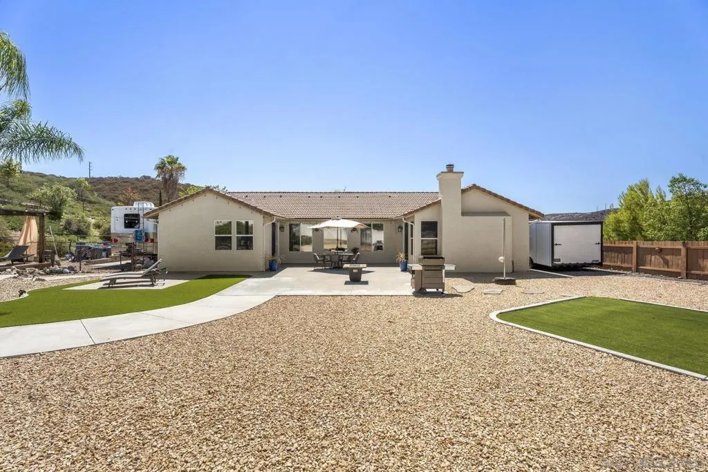 , Ramona, California 92065 home-pic-19