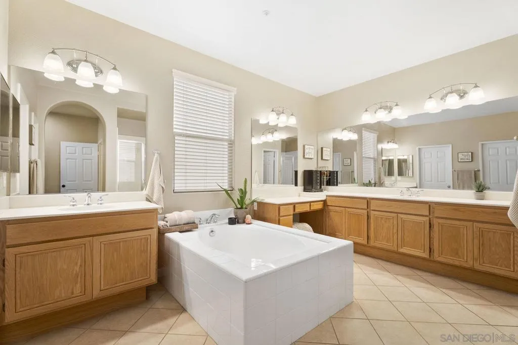 , Ramona, California 92065 home-pic-22
