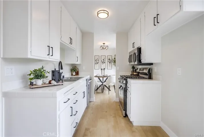 22701 Via Castilla, Lake Forest, California 92630