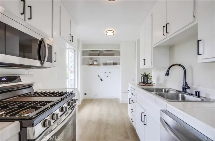 22701 Via Castilla, Lake Forest, California 92630