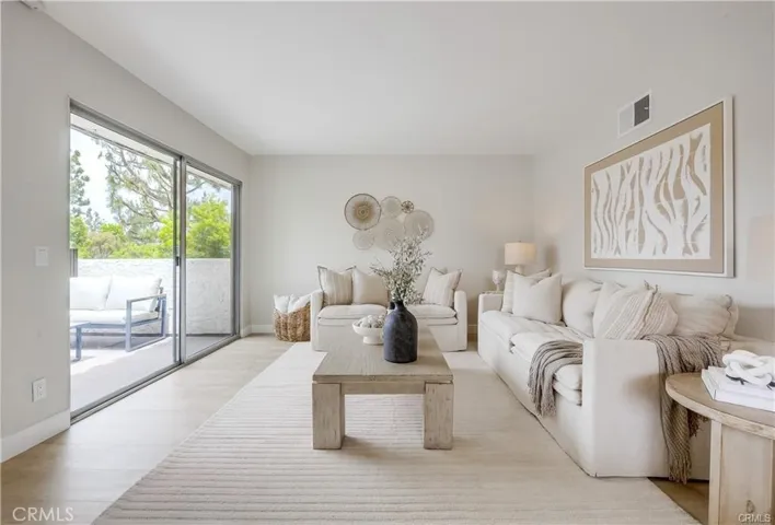 22701 Via Castilla, Lake Forest, California 92630