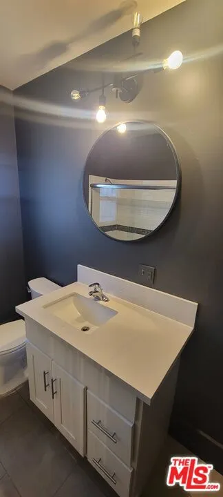 1493 W 47th Street, Los Angeles, California 90062 home-pic-15