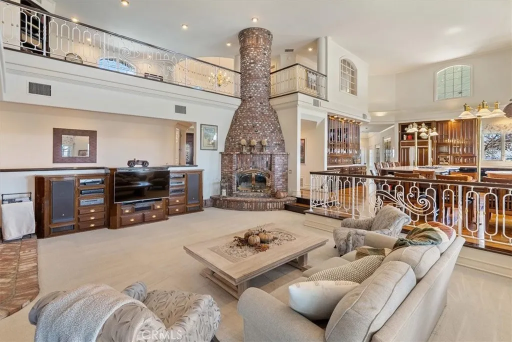8283 Cross Canyons Road, San Miguel, California 93451 home-pic-19