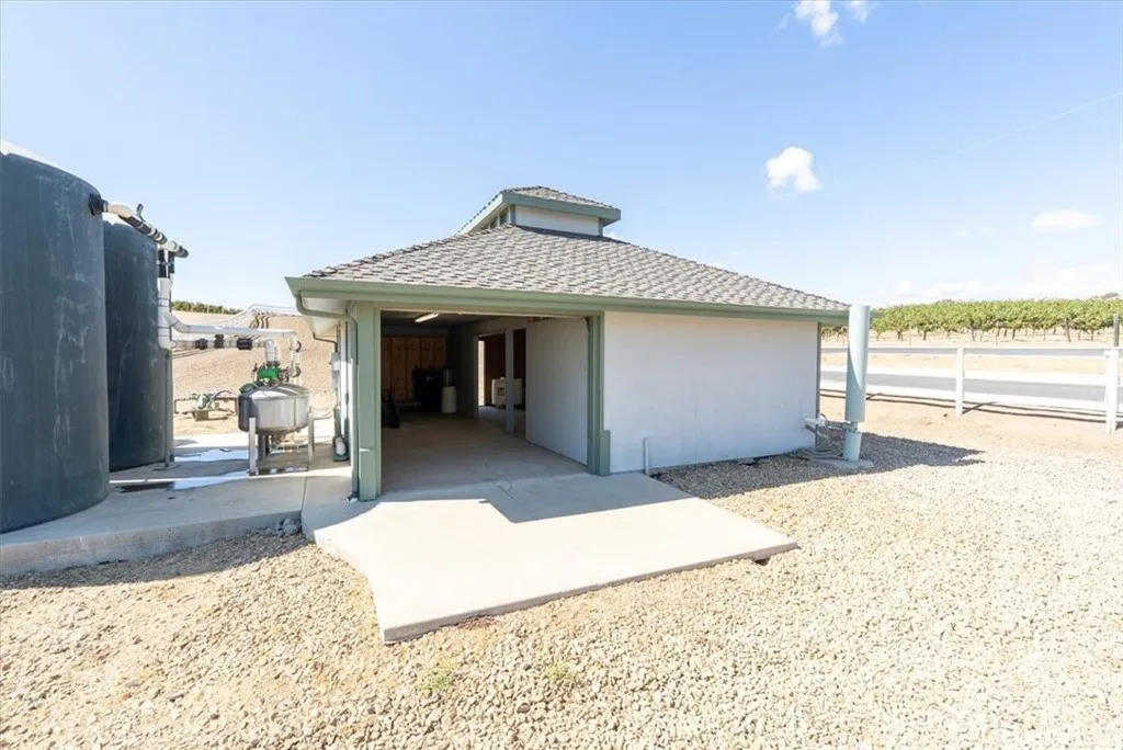 8283 Cross Canyons Road, San Miguel, California 93451 home-pic-72