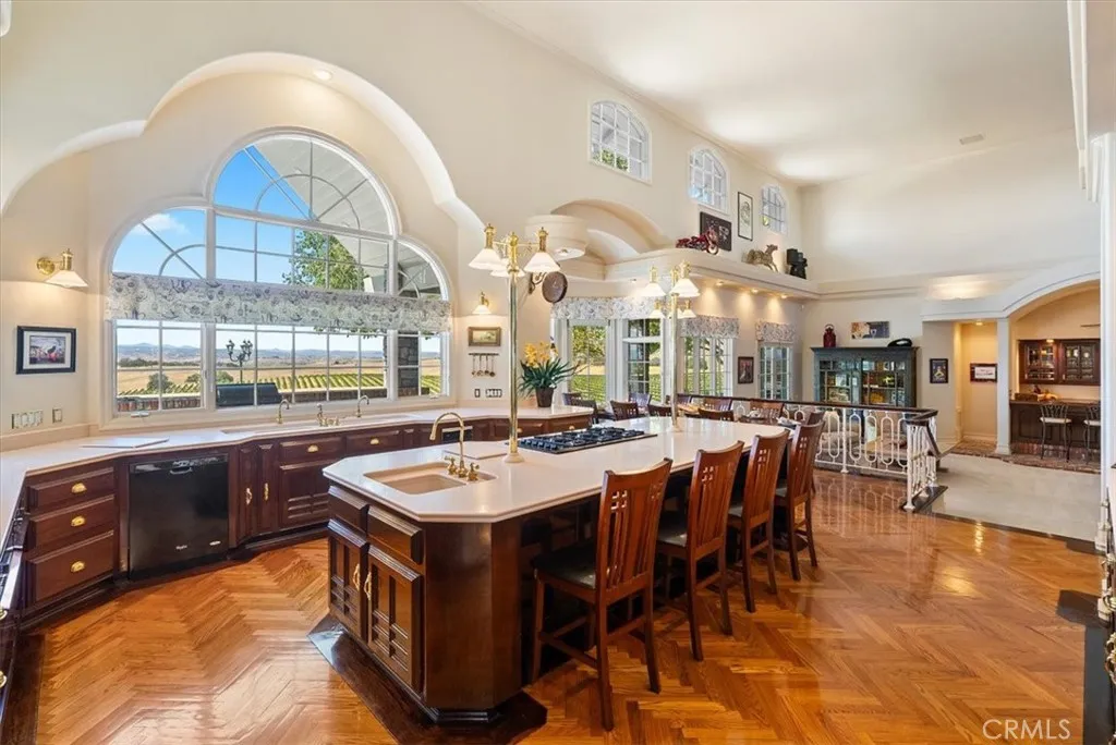 8283 Cross Canyons Road, San Miguel, California 93451 home-pic-23