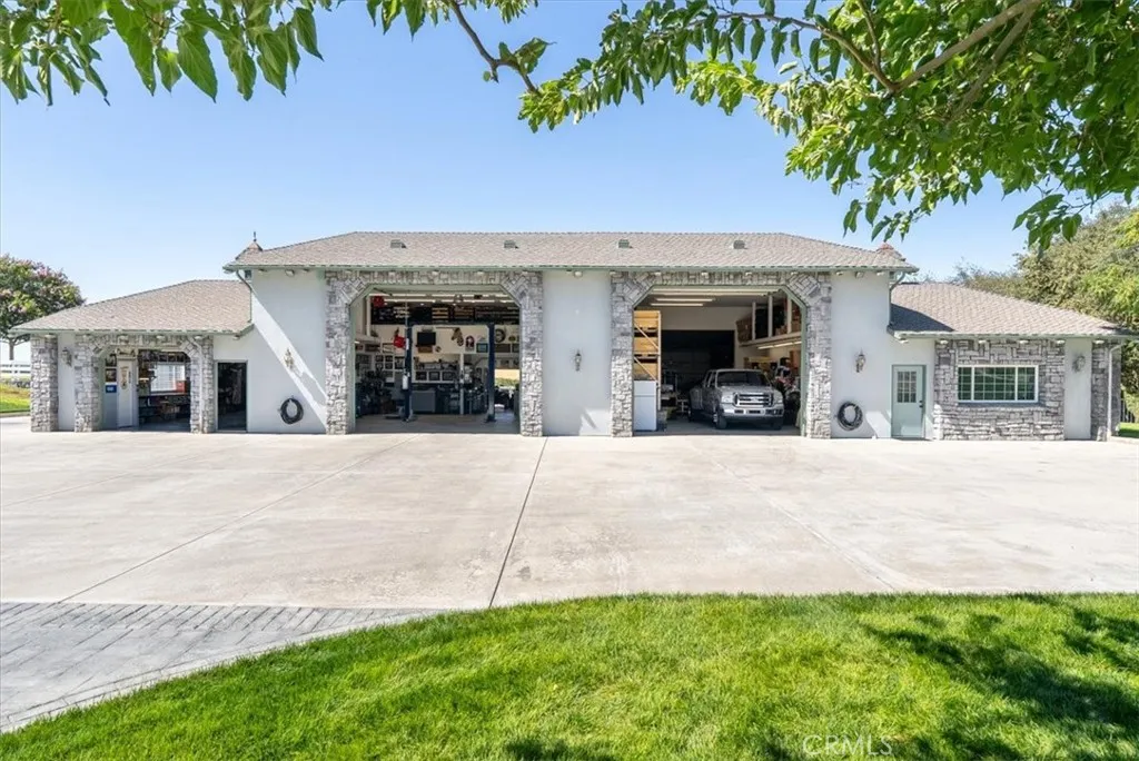 8283 Cross Canyons Road, San Miguel, California 93451 home-pic-58