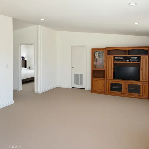9235 Lindero Road, Phelan, California 92392