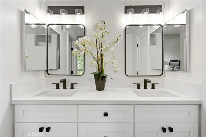 7920 E Menton, Anaheim Hills, California 92808