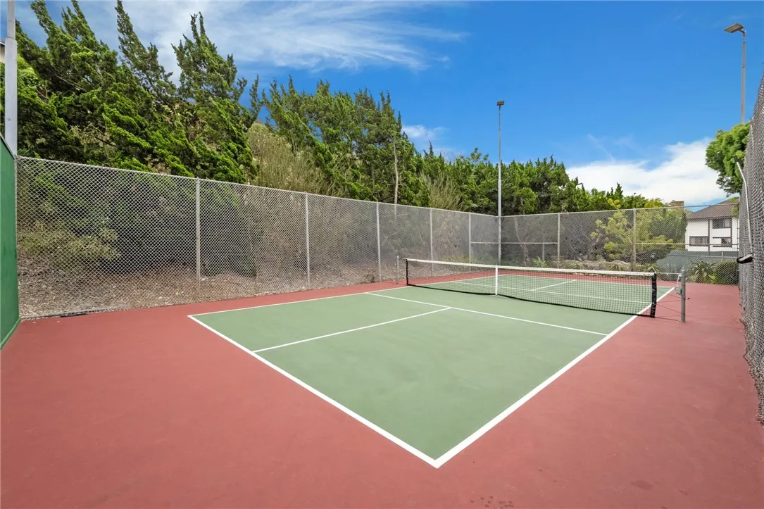6307 Ridgeglade Ct, Rancho Palos Verdes, California 90275 home-pic-49