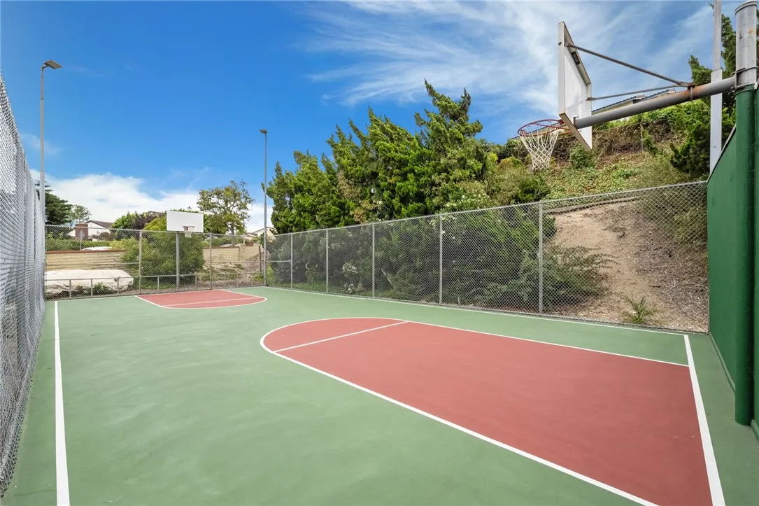 6307 Ridgeglade Ct, Rancho Palos Verdes, California 90275 home-pic-48