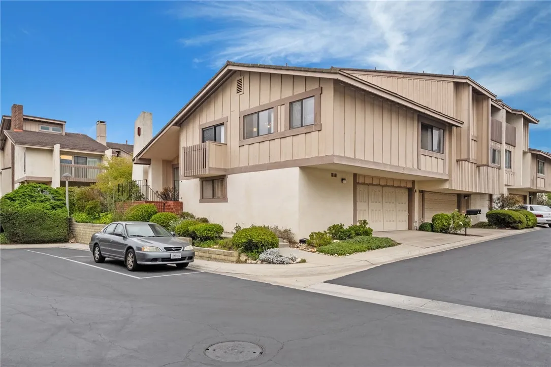 6307 Ridgeglade Ct, Rancho Palos Verdes, California 90275 home-pic-5