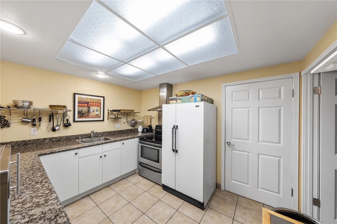 6307 Ridgeglade Ct, Rancho Palos Verdes, California 90275 home-pic-54