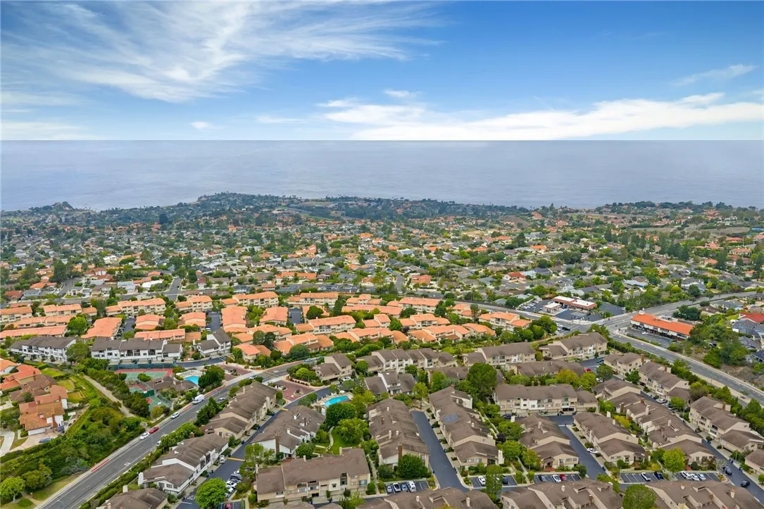 6307 Ridgeglade Ct, Rancho Palos Verdes, California 90275 home-pic-38