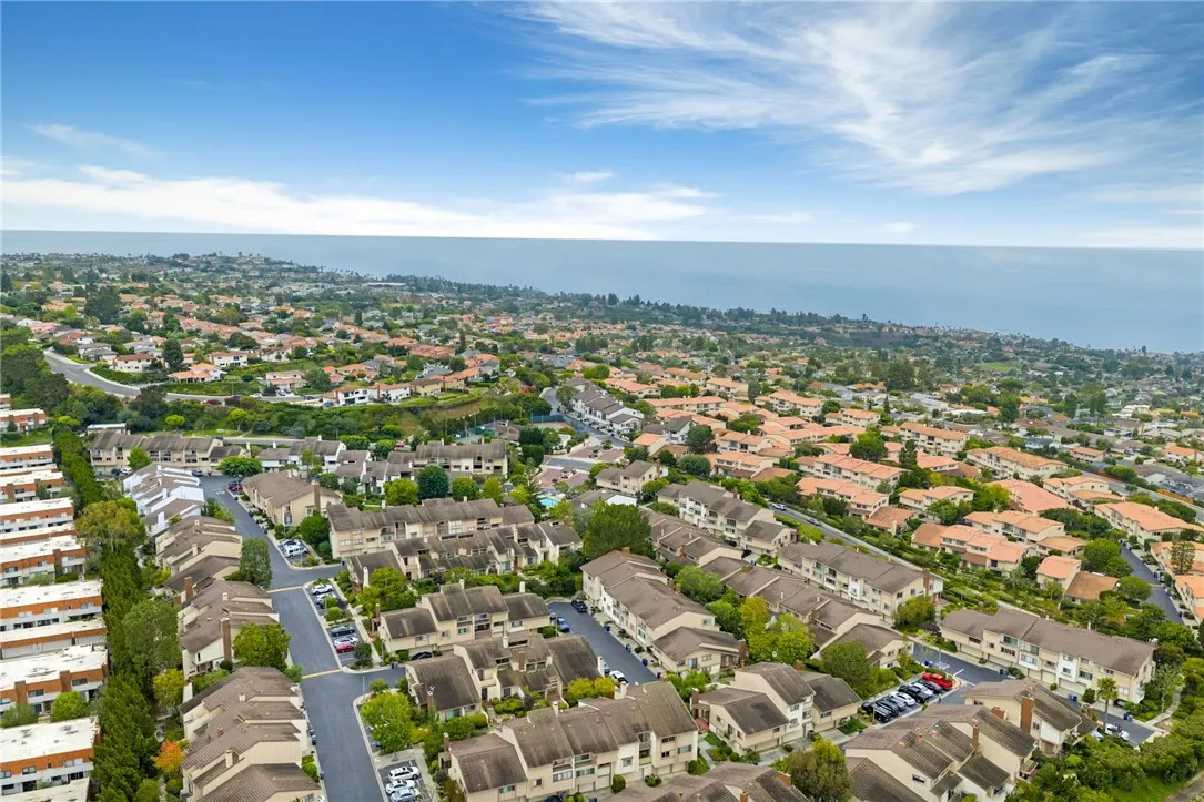 6307 Ridgeglade Ct, Rancho Palos Verdes, California 90275 home-pic-36