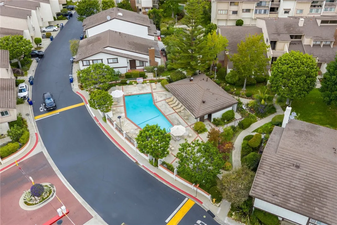 6307 Ridgeglade Ct, Rancho Palos Verdes, California 90275 home-pic-40