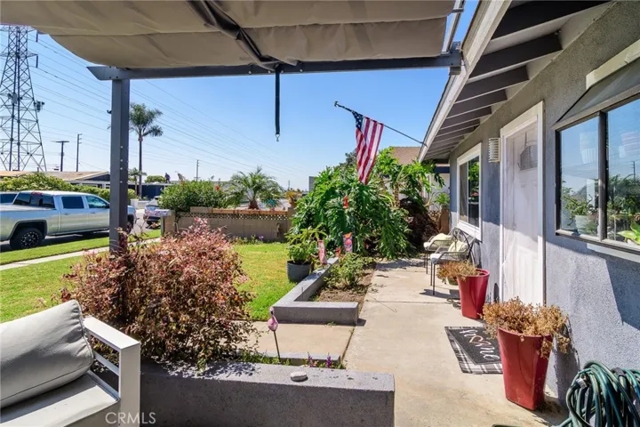10051 Kukui Drive, Huntington Beach, California 92646