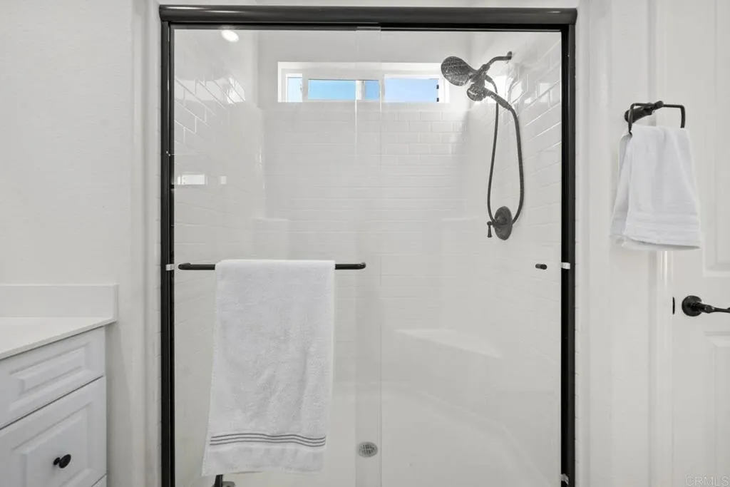 34563 Meadowside Lane, Winchester, California 92596 home-pic-22