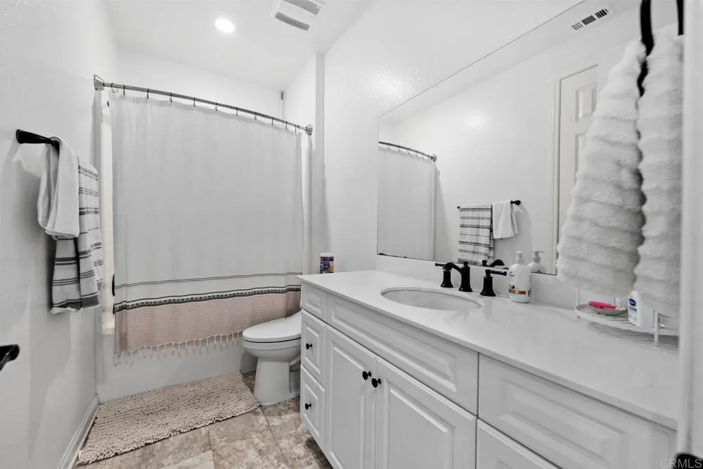 34563 Meadowside Lane, Winchester, California 92596 home-pic-23