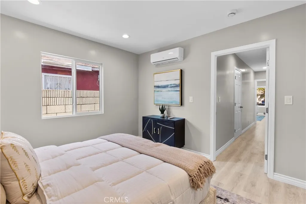 4104 East San Luis, Compton, California 90221 home-pic-13