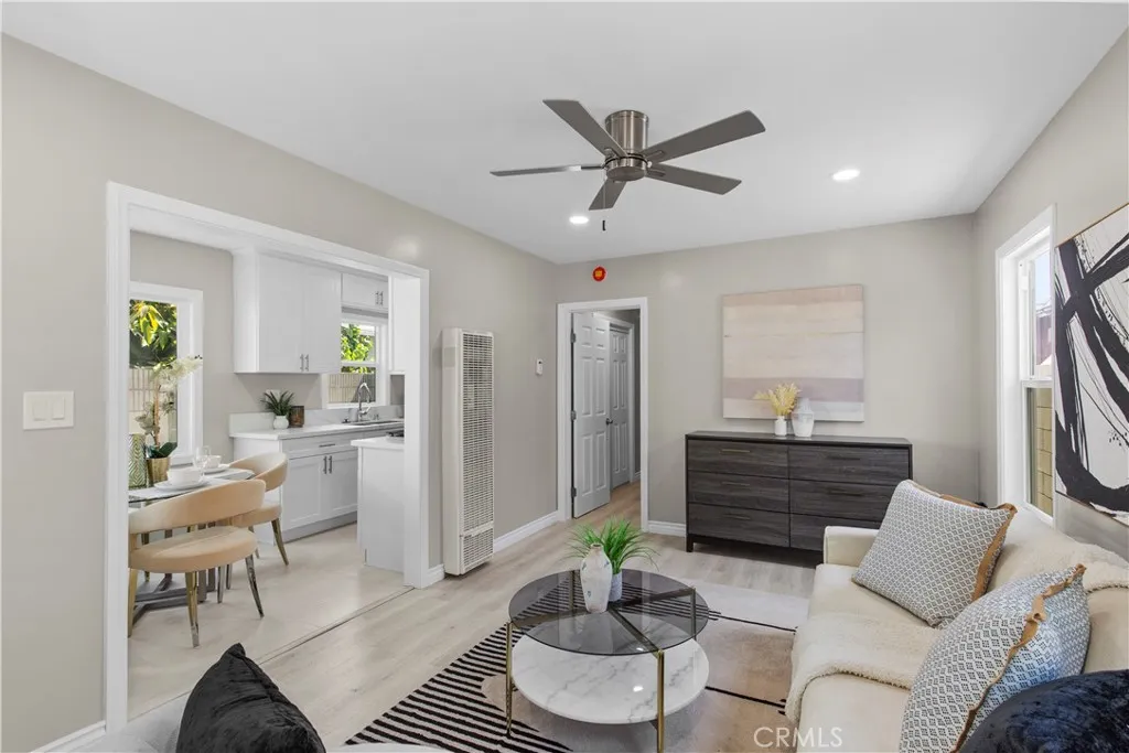 4104 East San Luis, Compton, California 90221 home-pic-0