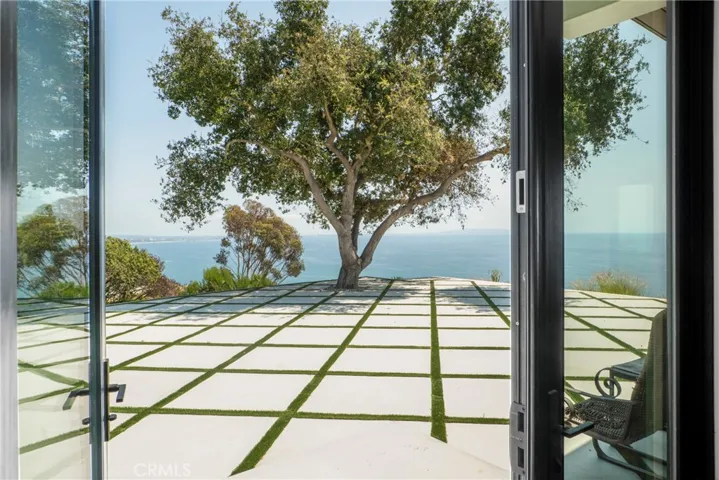 20786 Cool Oak Way, Malibu, California 90265