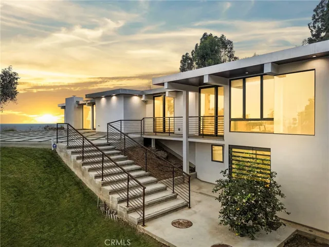 20786 Cool Oak Way, Malibu, California 90265