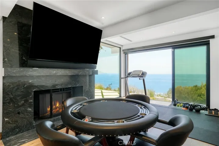 20786 Cool Oak Way, Malibu, California 90265