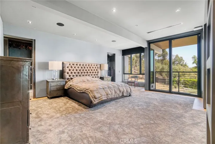 20786 Cool Oak Way, Malibu, California 90265