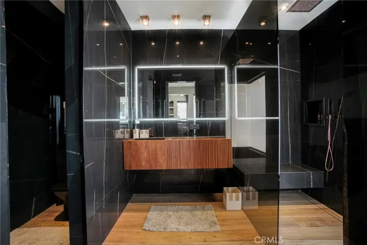 20786 Cool Oak Way, Malibu, California 90265