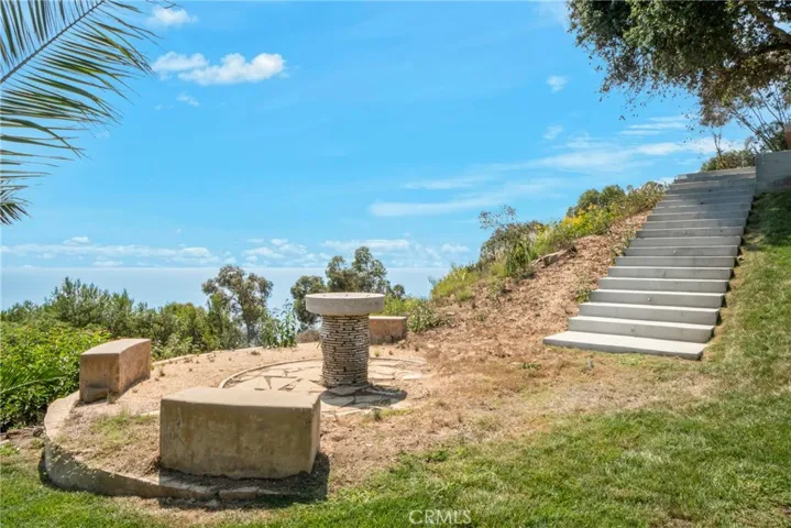 20786 Cool Oak Way, Malibu, California 90265