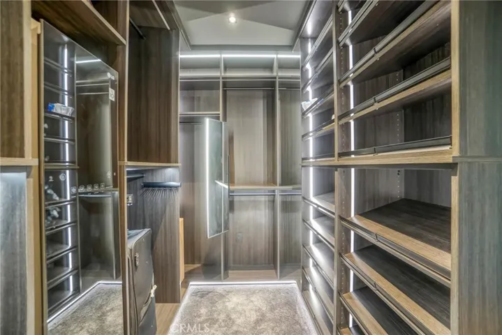 20786 Cool Oak Way, Malibu, California 90265