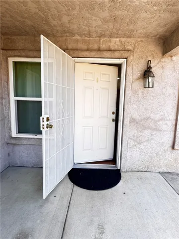 11185 Mesquite Circle, None, California 93202