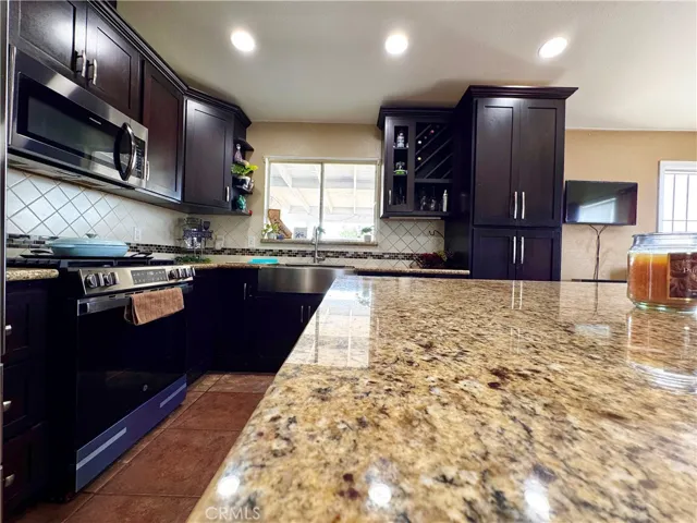 11185 Mesquite Circle, None, California 93202