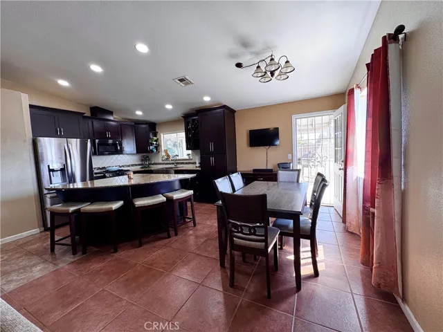 11185 Mesquite Circle, None, California 93202