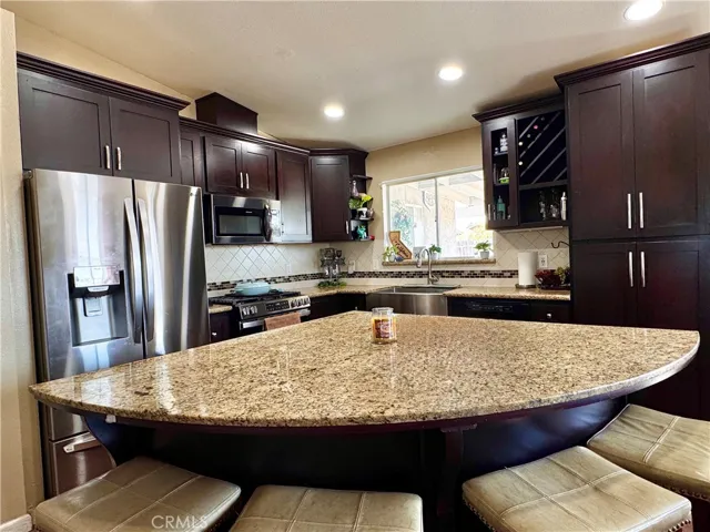 11185 Mesquite Circle, None, California 93202