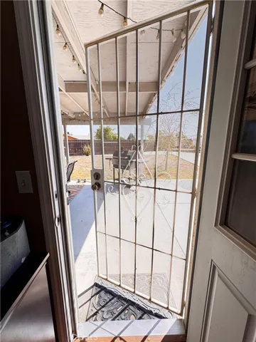 11185 Mesquite Circle, None, California 93202