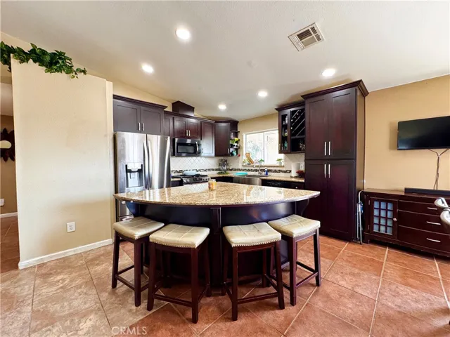 11185 Mesquite Circle, None, California 93202